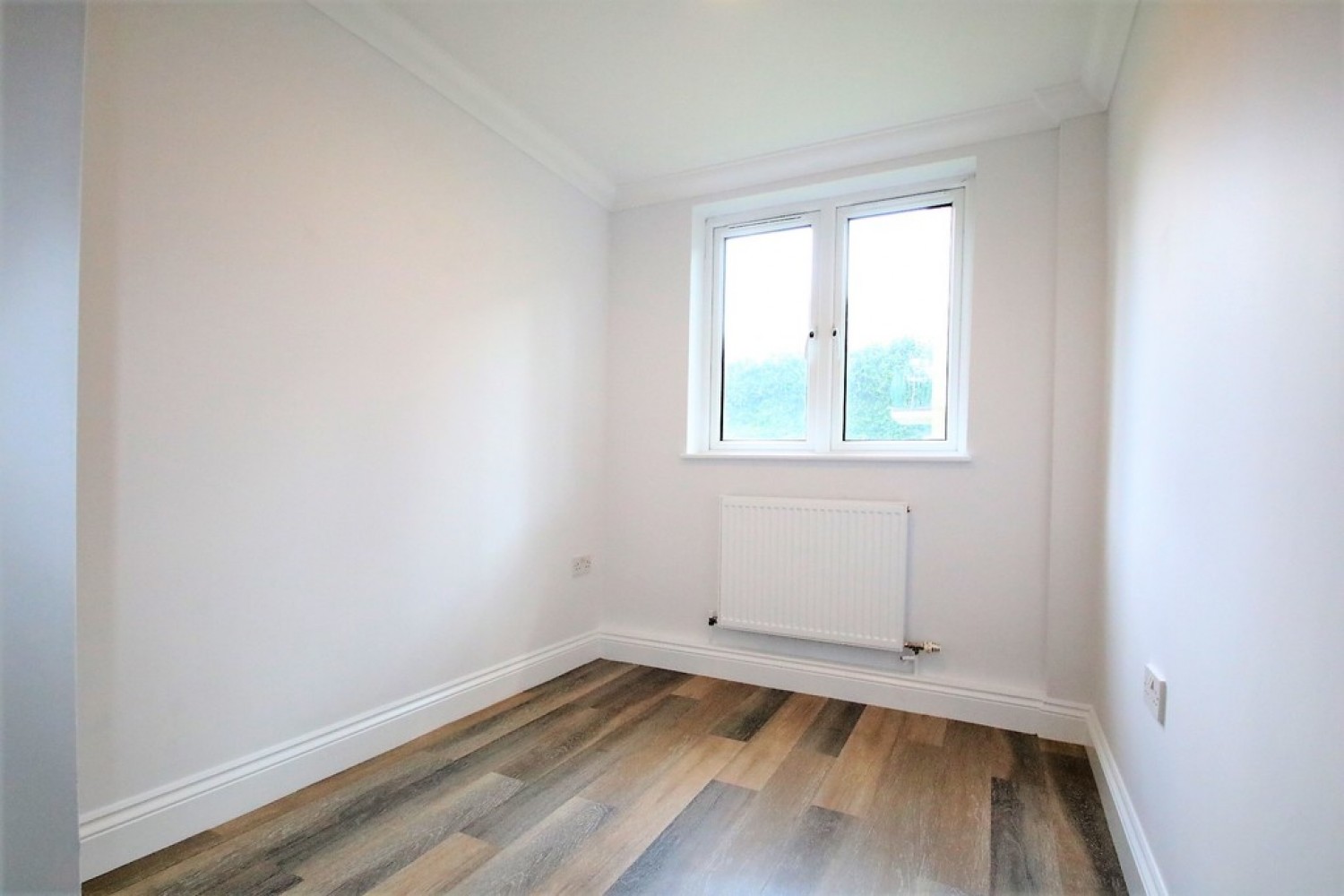 3 bedroom Flat for Letting Birdhurst Rise, South Croydon, Surrey