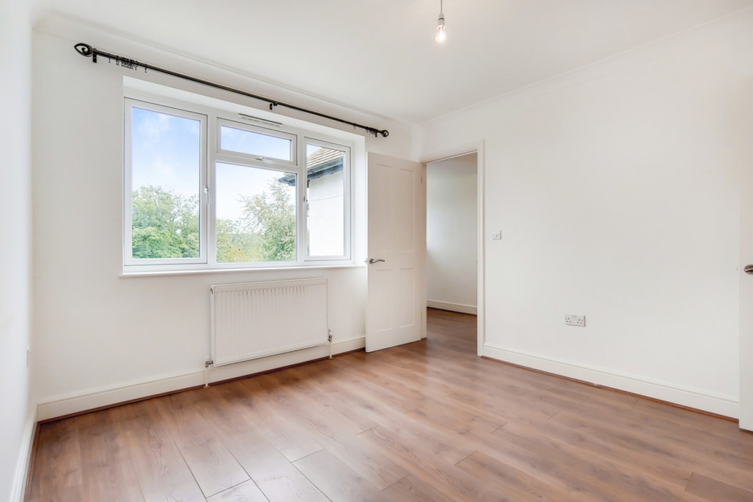 Kingsdown Avenue, South Croydon