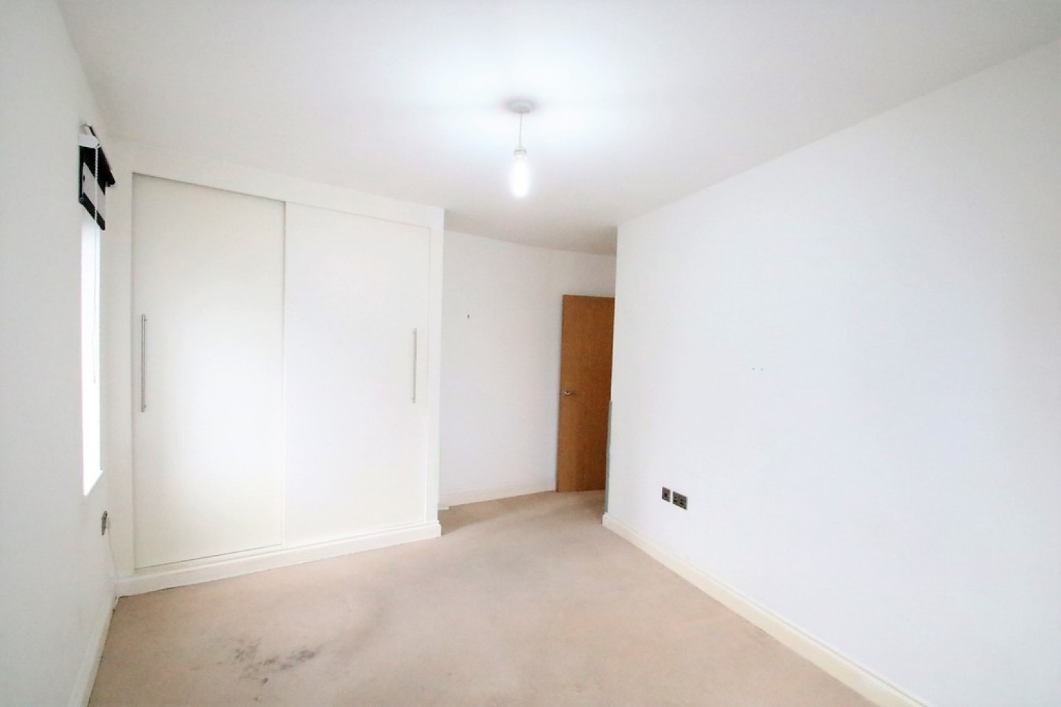 2 bedroom Flat for Letting Chatsworth Road, East Croydon