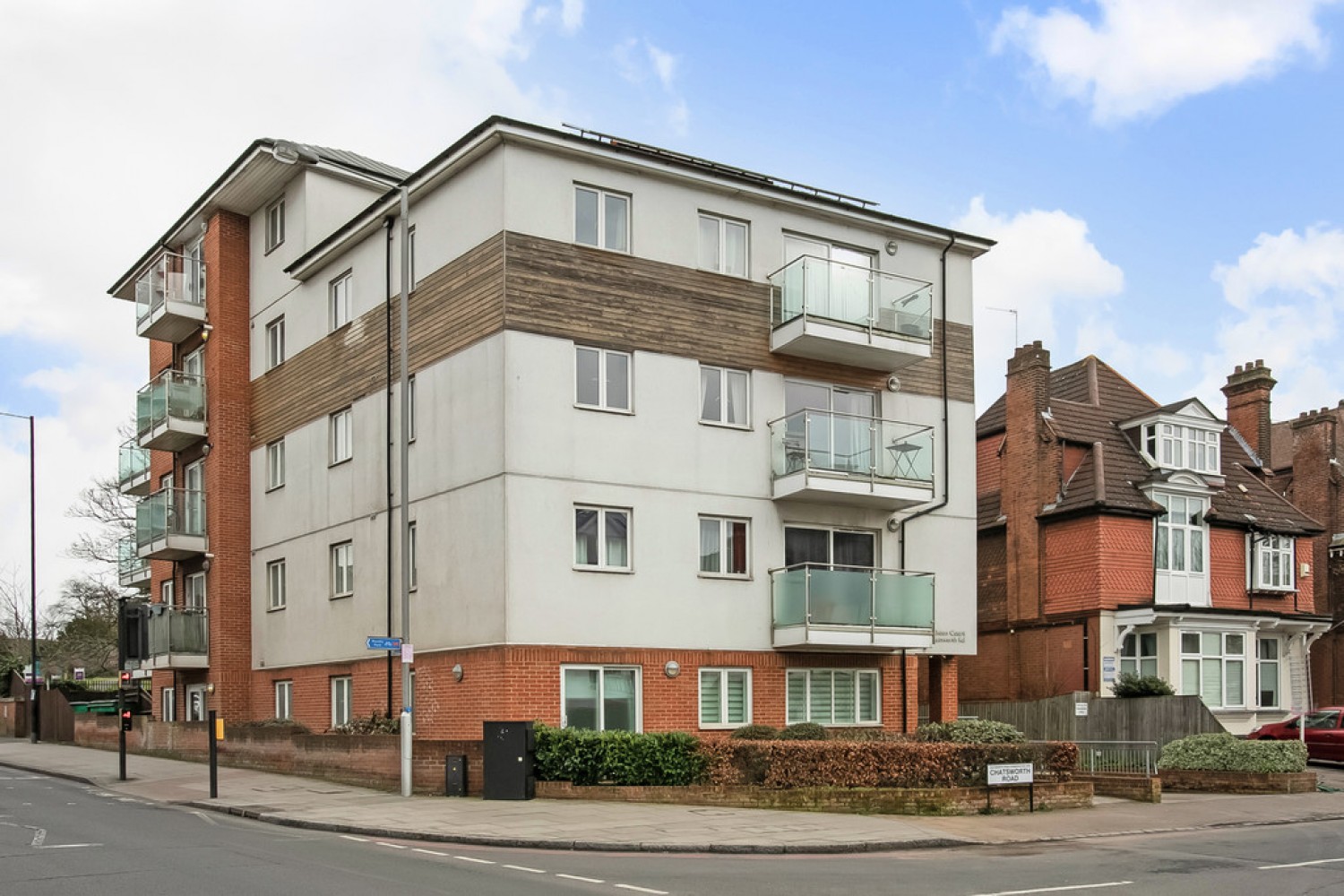 2 bedroom Flat for Letting Chatsworth Road, East Croydon