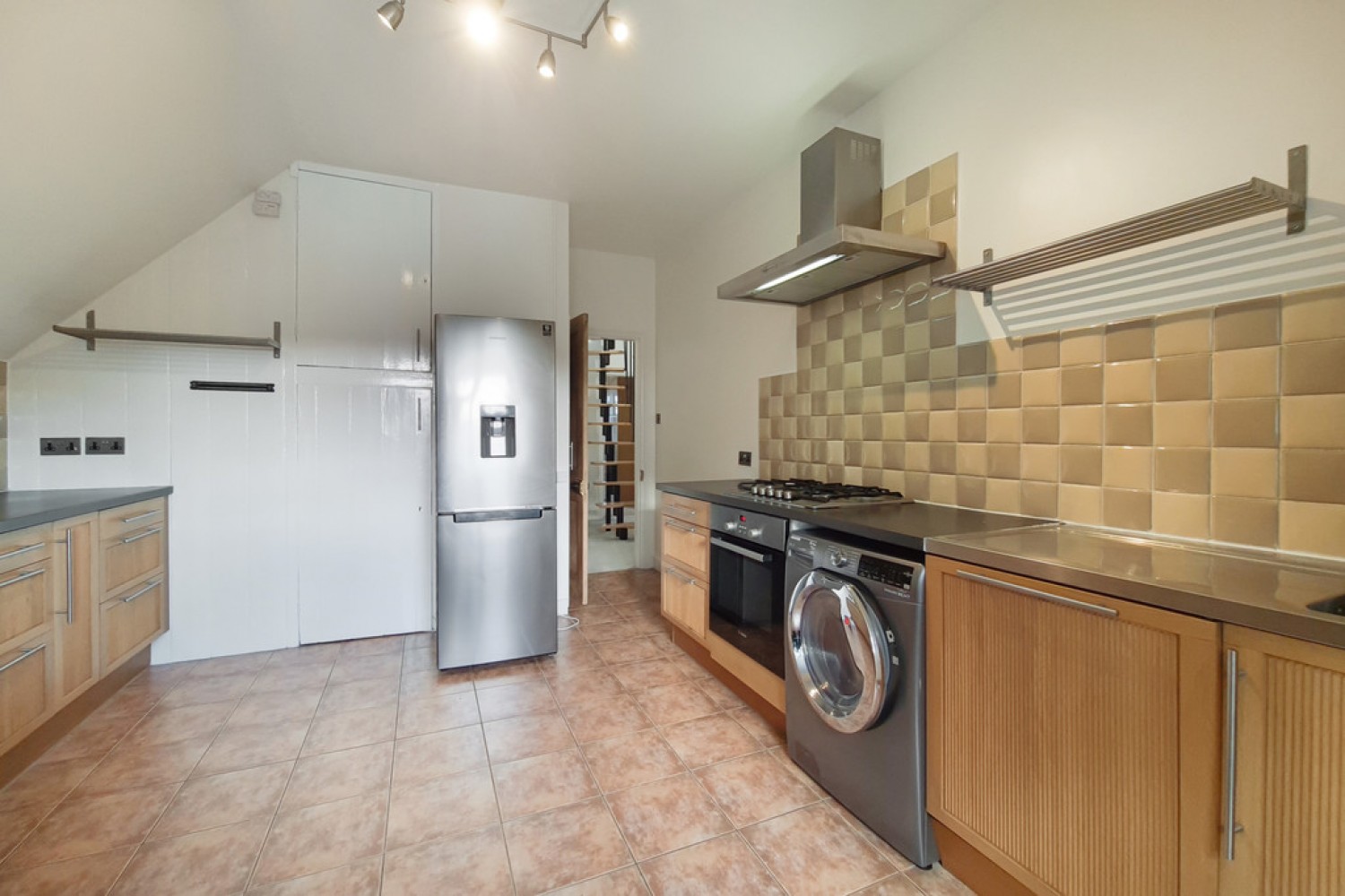 3 bedroom Flat for Letting Box Ridge Road, Purley, Surrey