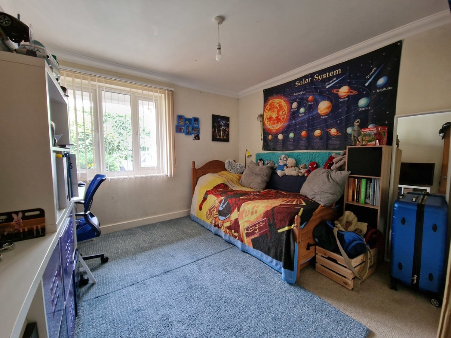 2 bedroom Flat for Letting Cherry Orchard Road