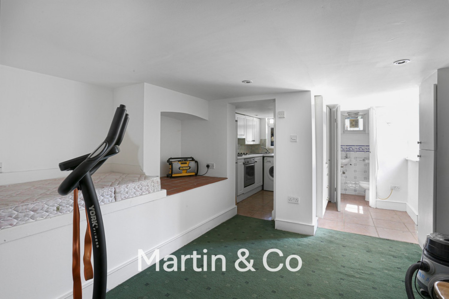 6 bedroom House for Sale St Augustine`s Avenue, South Croydon, Surrey