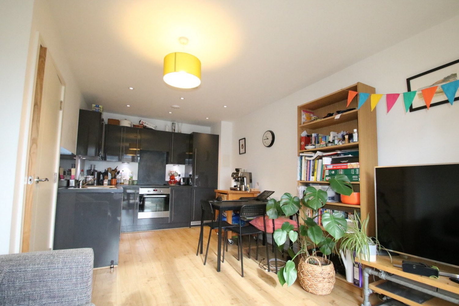 1 bedroom Flat for Letting Whitestone Way, Croydon, Surrey