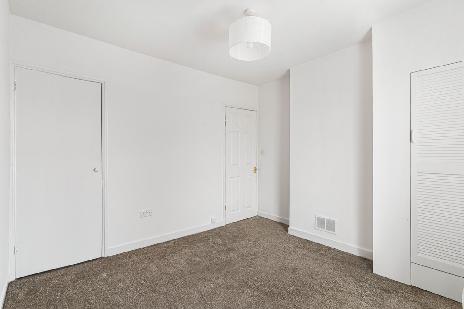 2 bedroom House for Letting Warren Road, East Croydon, Surrey