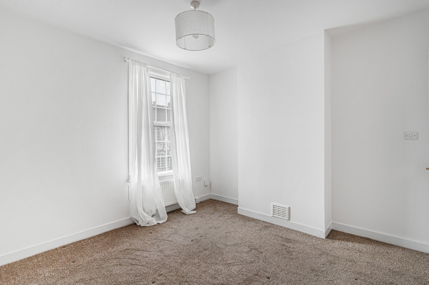 2 bedroom House for Letting Warren Road, East Croydon, Surrey