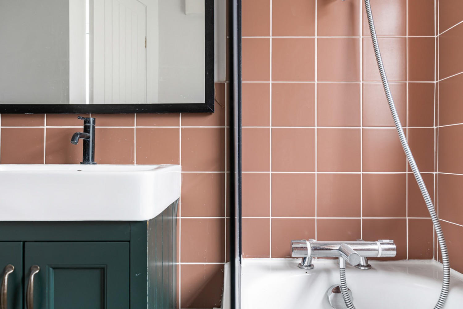 2 bedroom House for Letting Warren Road, East Croydon, Surrey