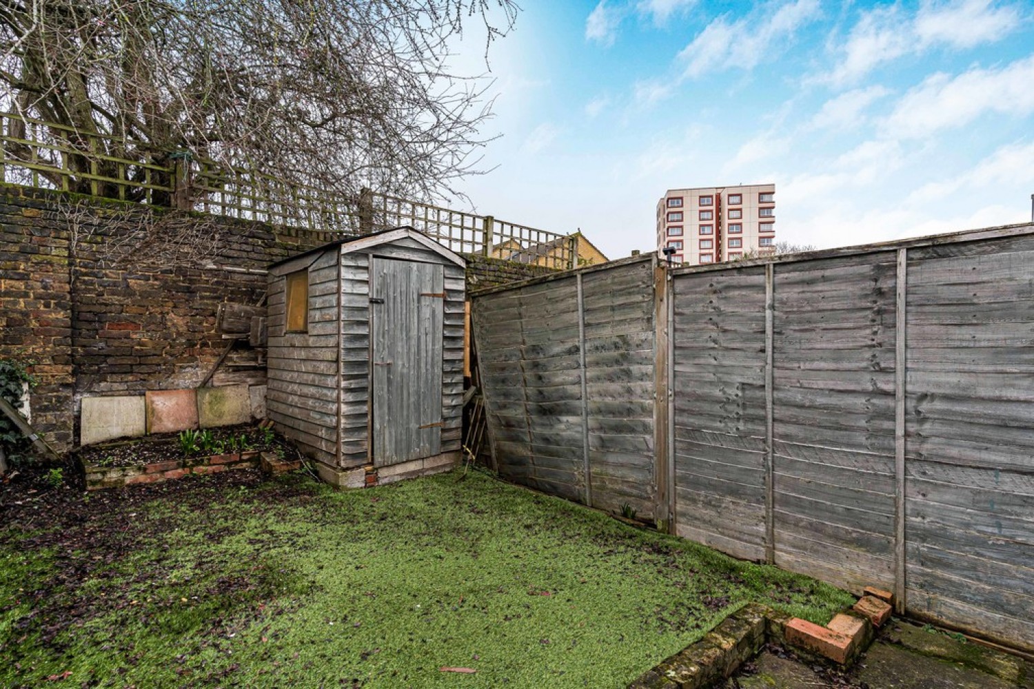 2 bedroom House for Letting Warren Road, East Croydon, Surrey