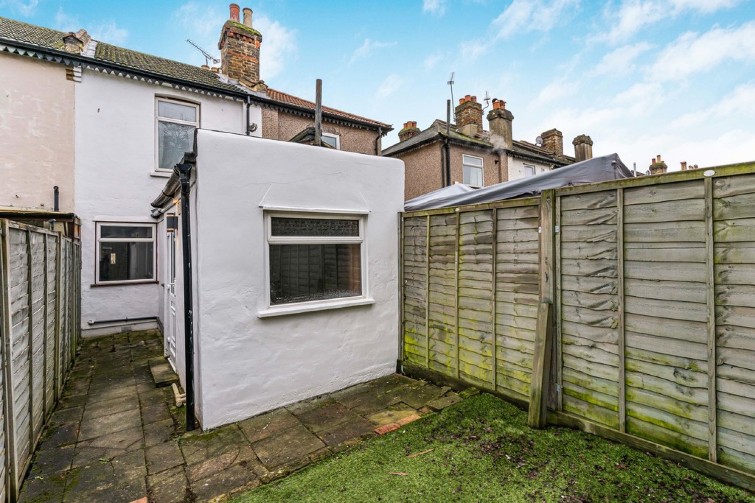 2 bedroom House for Letting Warren Road, East Croydon, Surrey