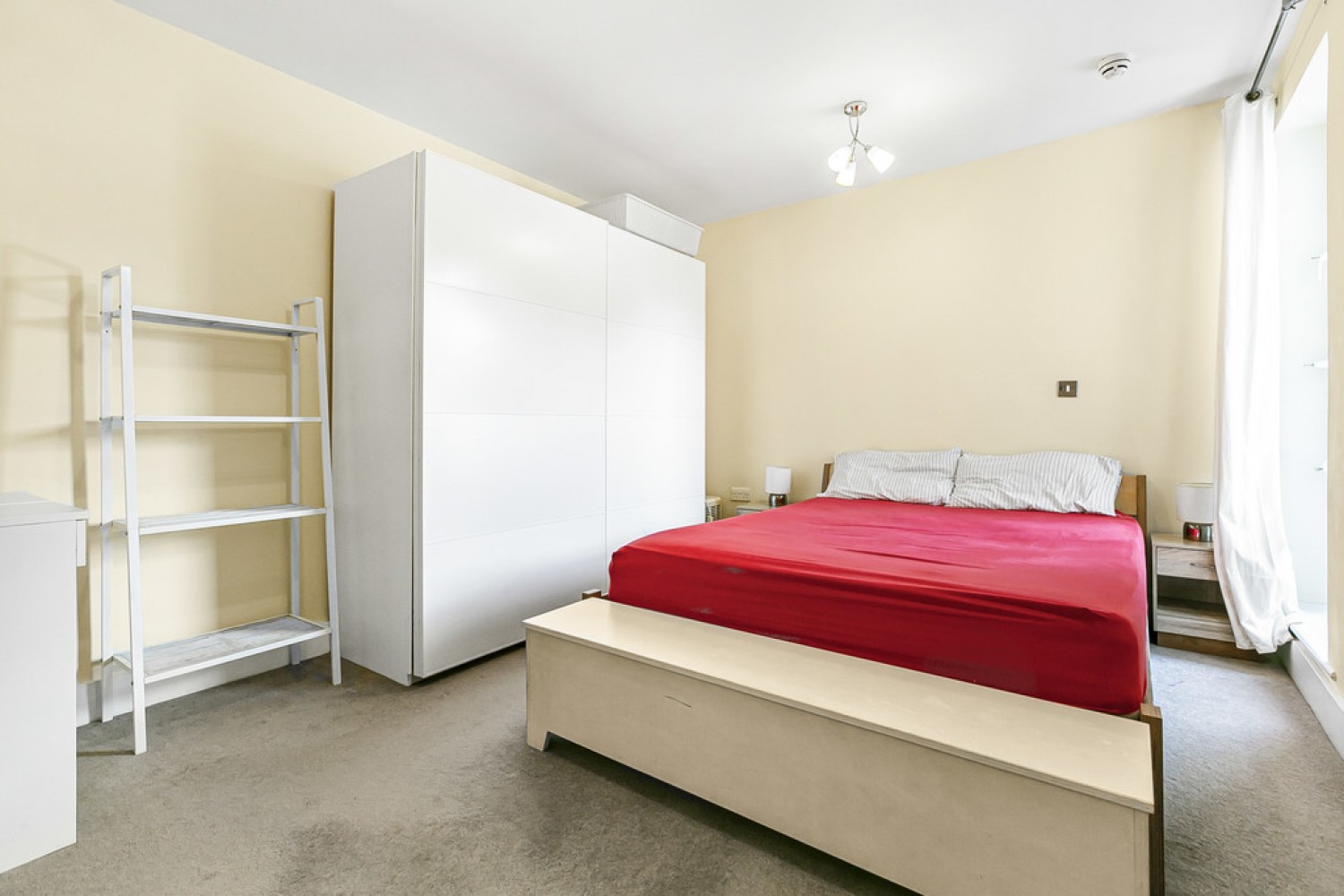 2 bedroom Flat for Letting Park Lane, East Croydon, Surrey