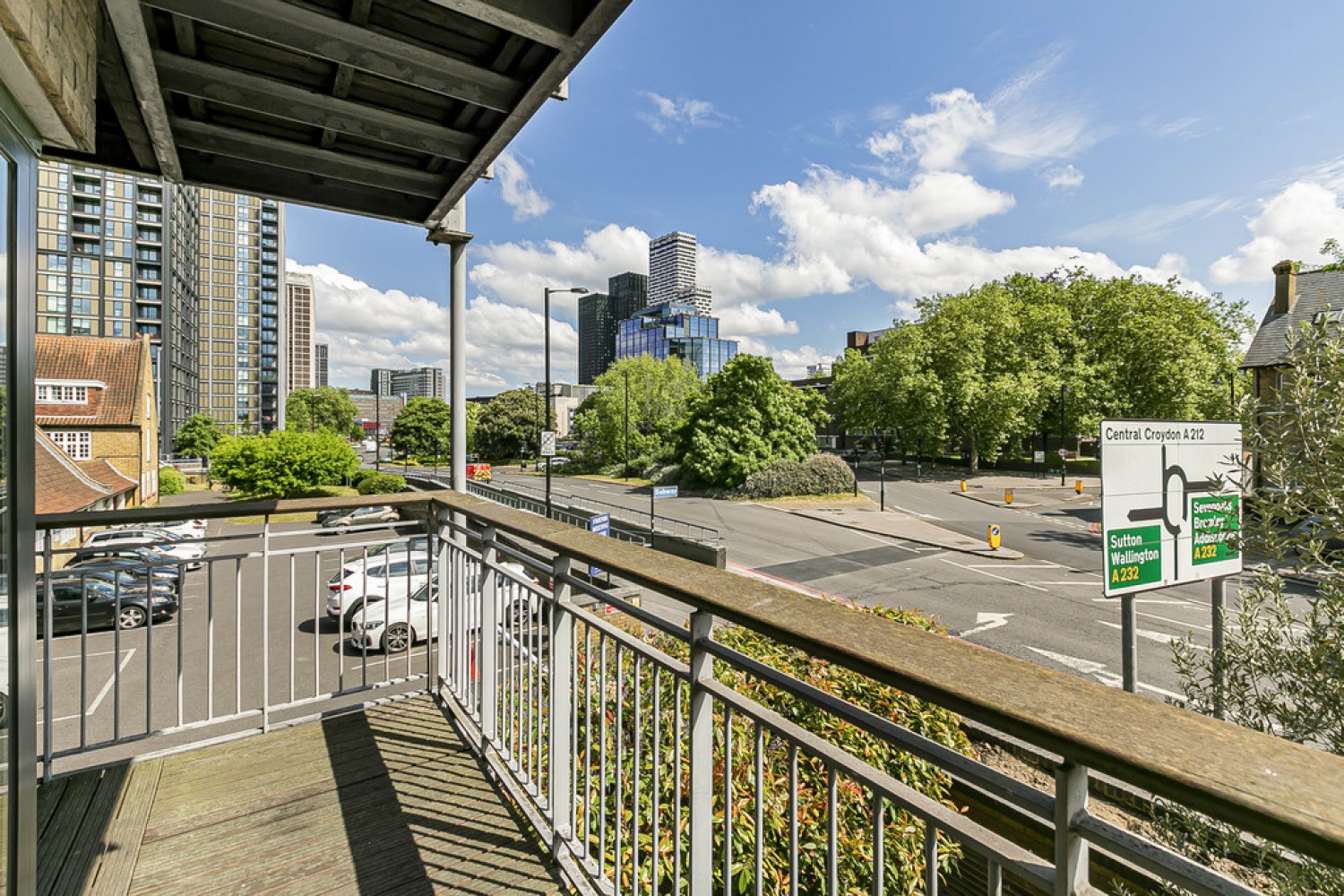 2 bedroom Flat for Letting Park Lane, East Croydon, Surrey