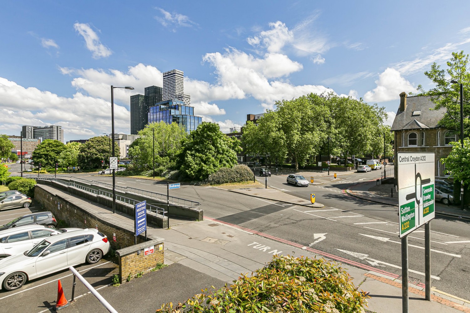 2 bedroom Flat for Letting Park Lane, East Croydon, Surrey