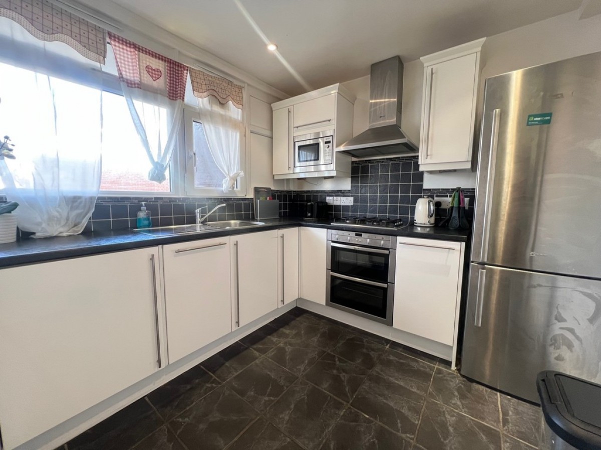 Searles Close, London, Greater London