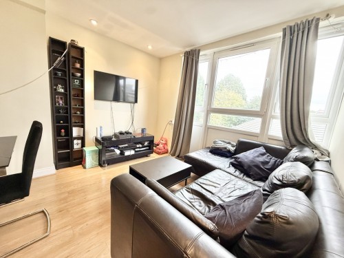 Searles Close, London, Greater London