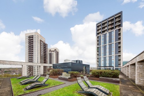 Caithness Walk, East Croydon