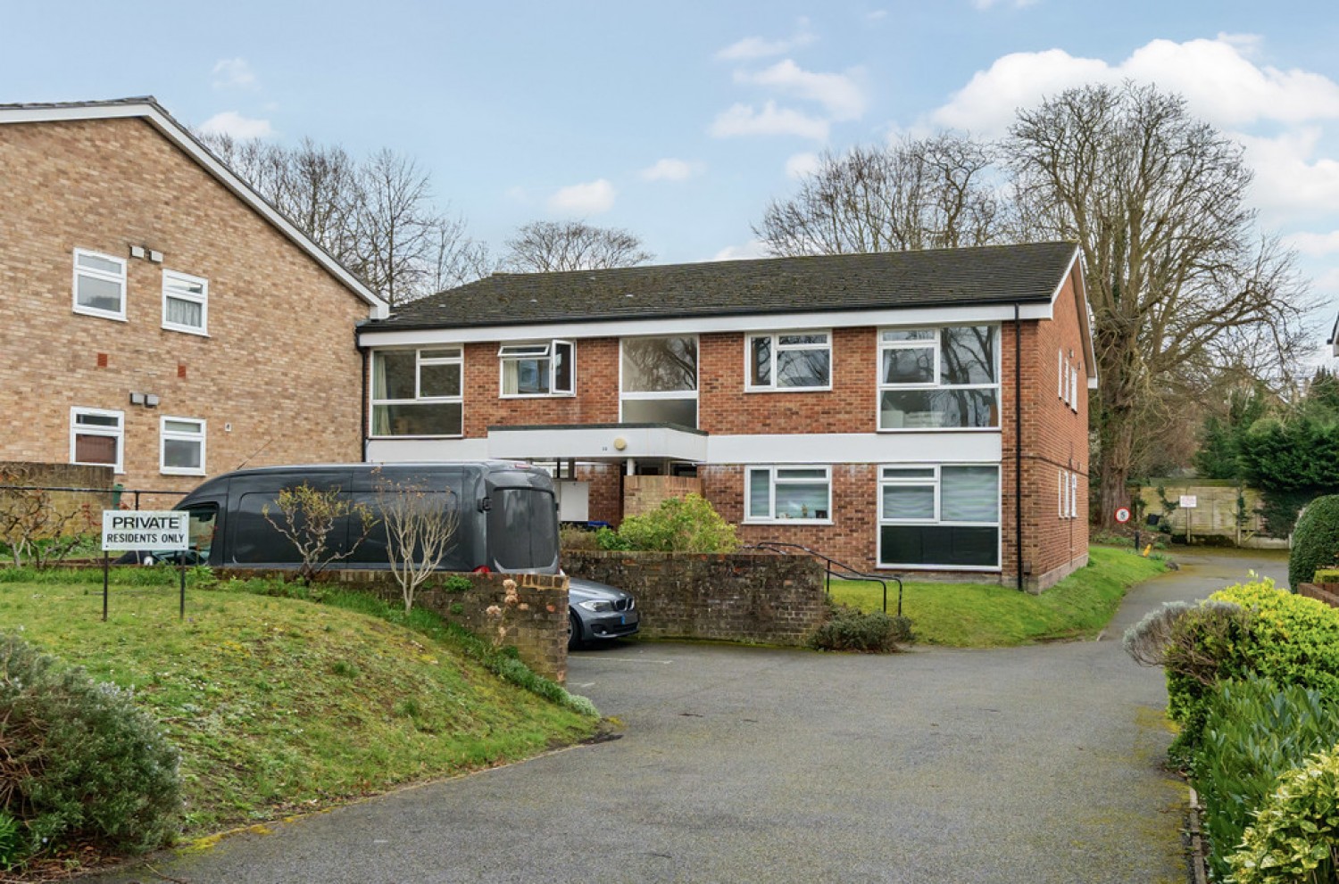 2 bedroom Flat for Sale Brambledown Road, South Wallington