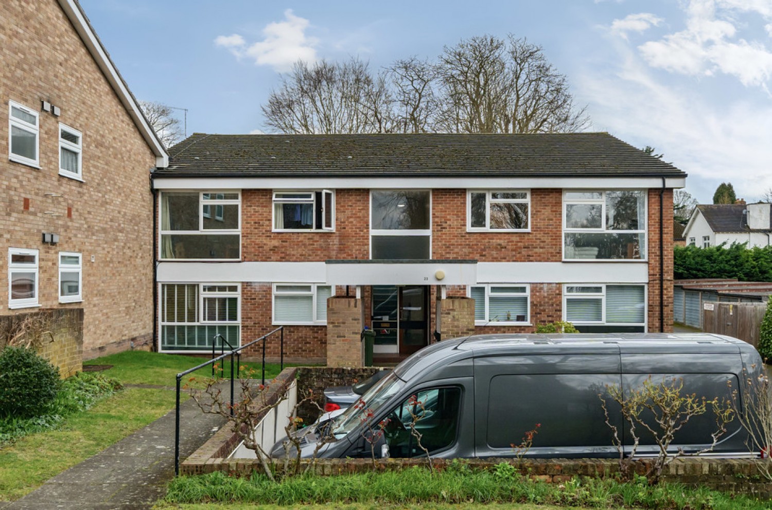 2 bedroom Flat for Sale Brambledown Road, South Wallington
