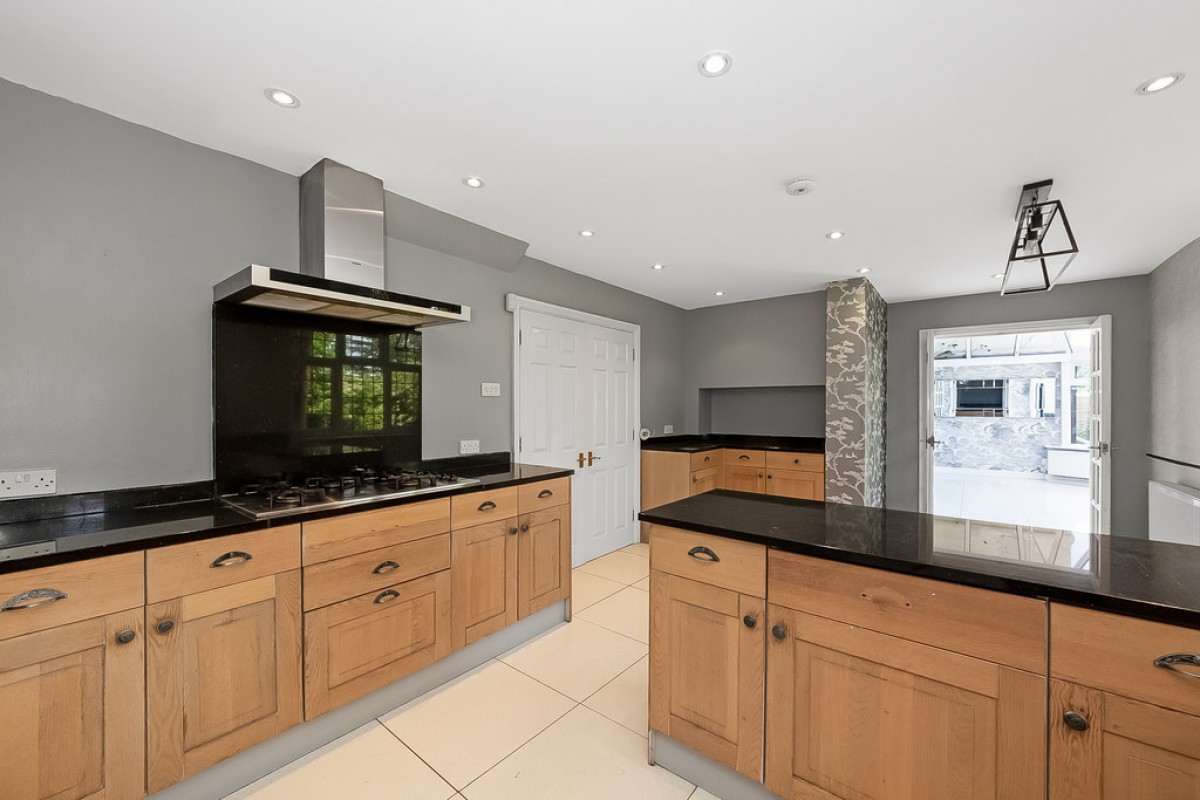 Hillcrest Road , Purley