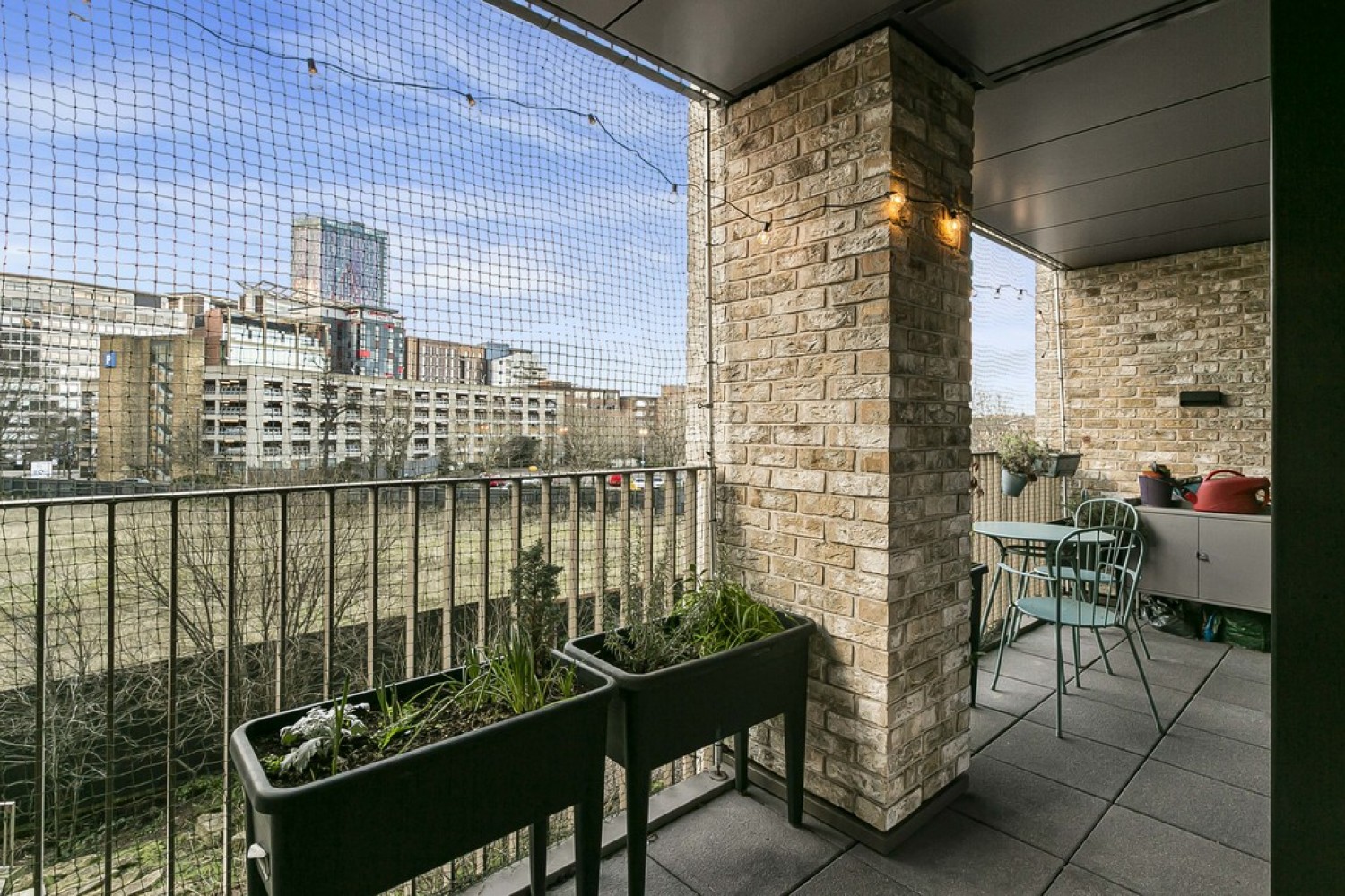 Vita Apartments, Caithness Walk, East Croydon