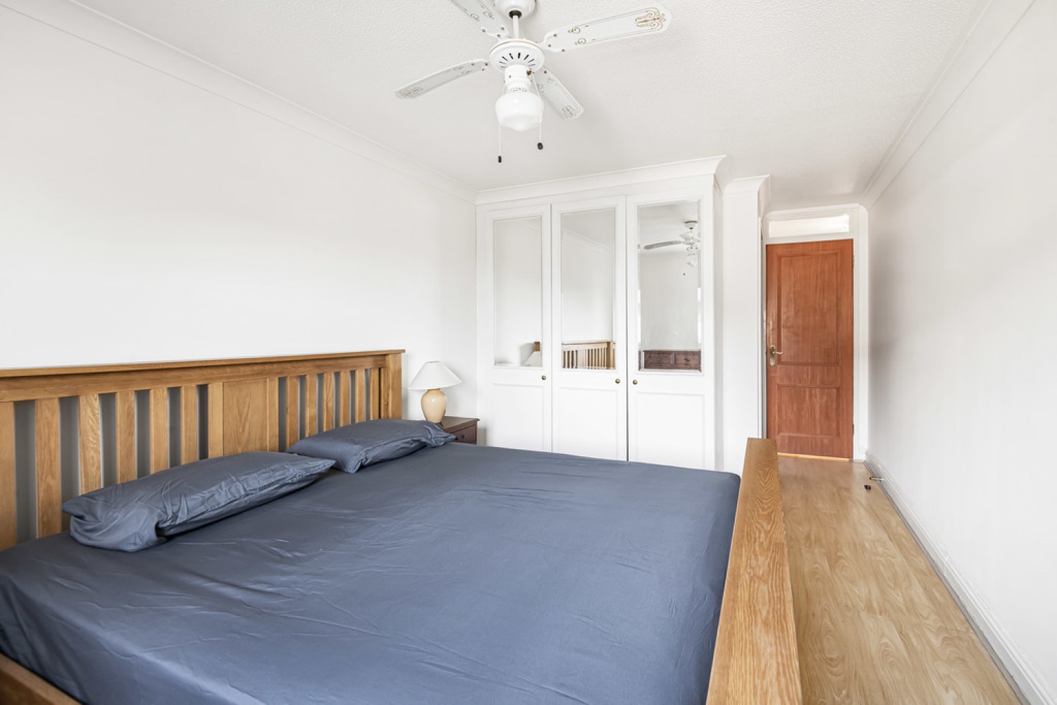 2 bedroom Flat for Sale Tavistock Road, East Croydon, Surrey