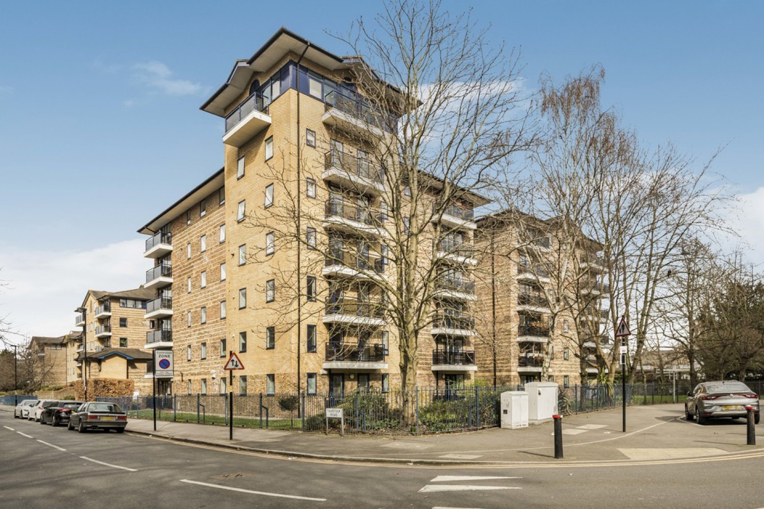 2 bedroom Flat for Sale Tavistock Road, East Croydon, Surrey