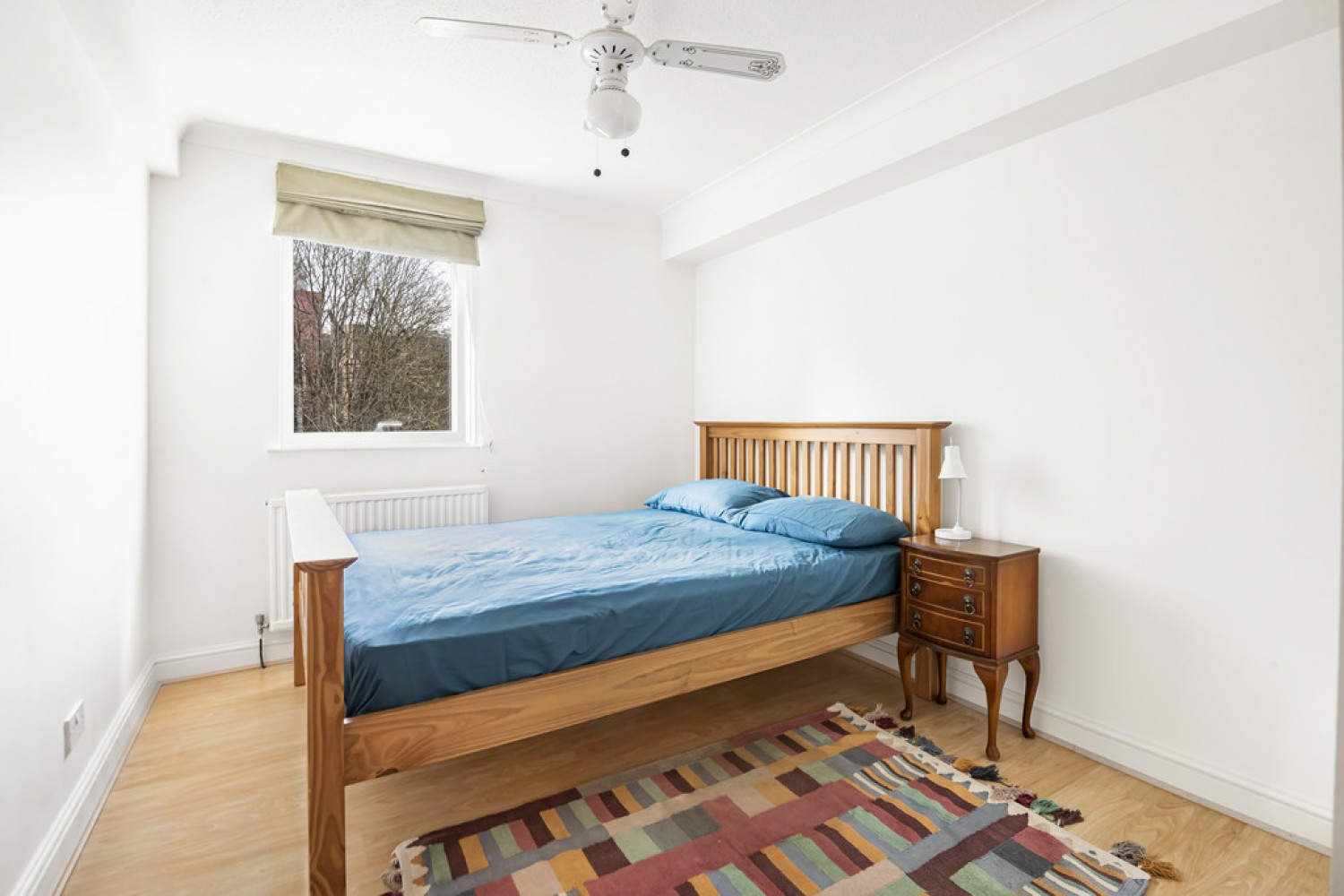 2 bedroom Flat for Sale Tavistock Road, East Croydon, Surrey