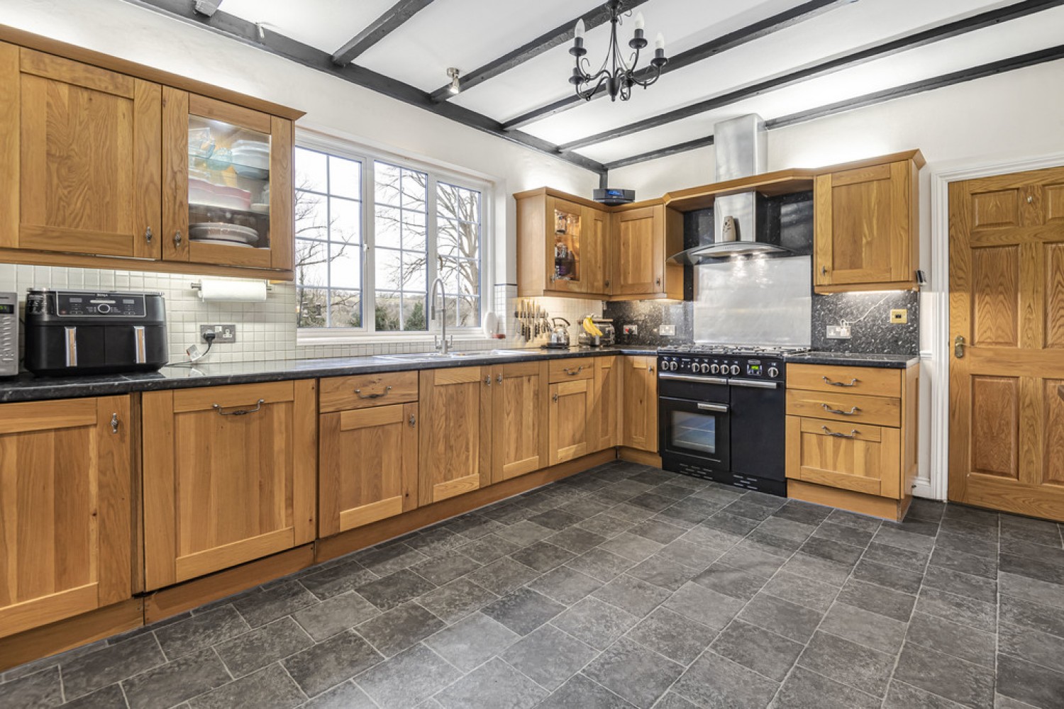 3 bedroom Bungalow in Hawkhirst Road, Kenley, Surrey