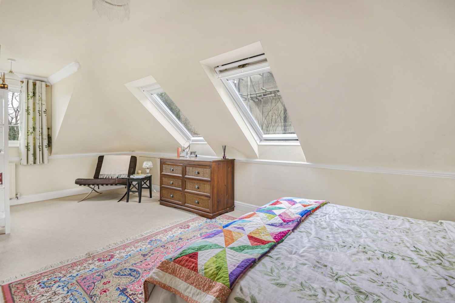 3 bedroom Bungalow in Hawkhirst Road, Kenley, Surrey