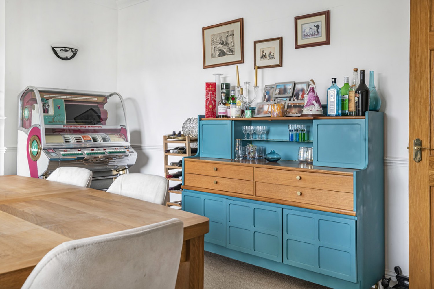 3 bedroom Bungalow in Hawkhirst Road, Kenley, Surrey