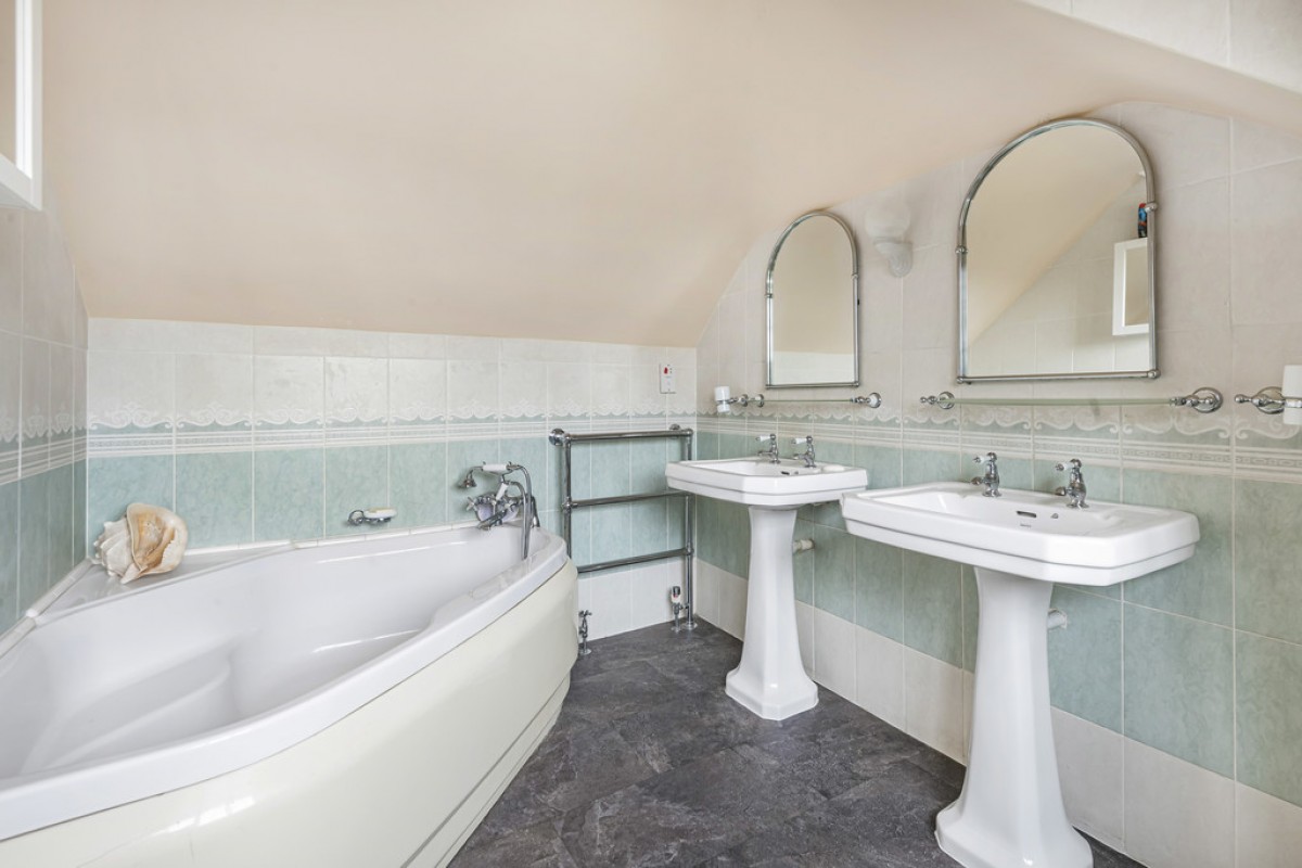 Hawkhirst Road, Kenley, Surrey