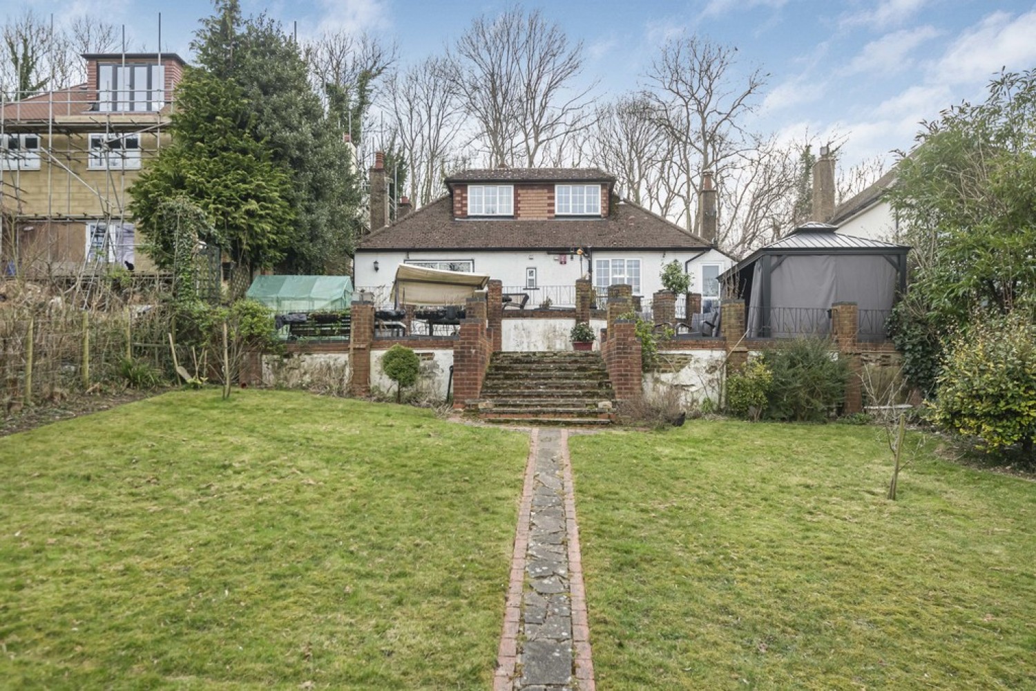 3 bedroom Bungalow in Hawkhirst Road, Kenley, Surrey