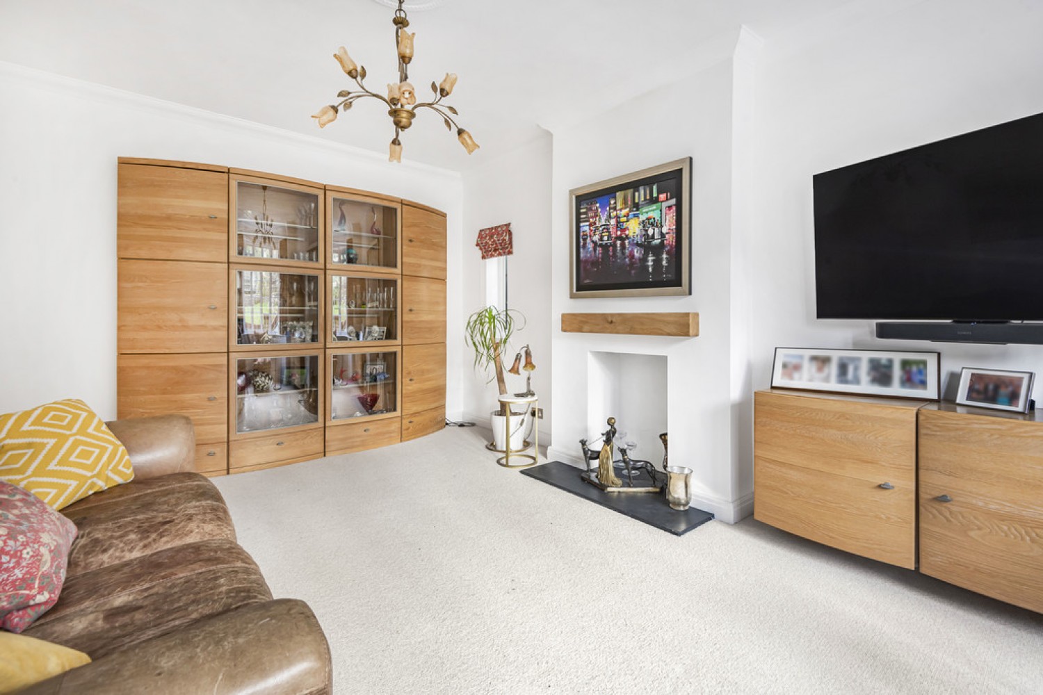 3 bedroom Bungalow in Hawkhirst Road, Kenley, Surrey