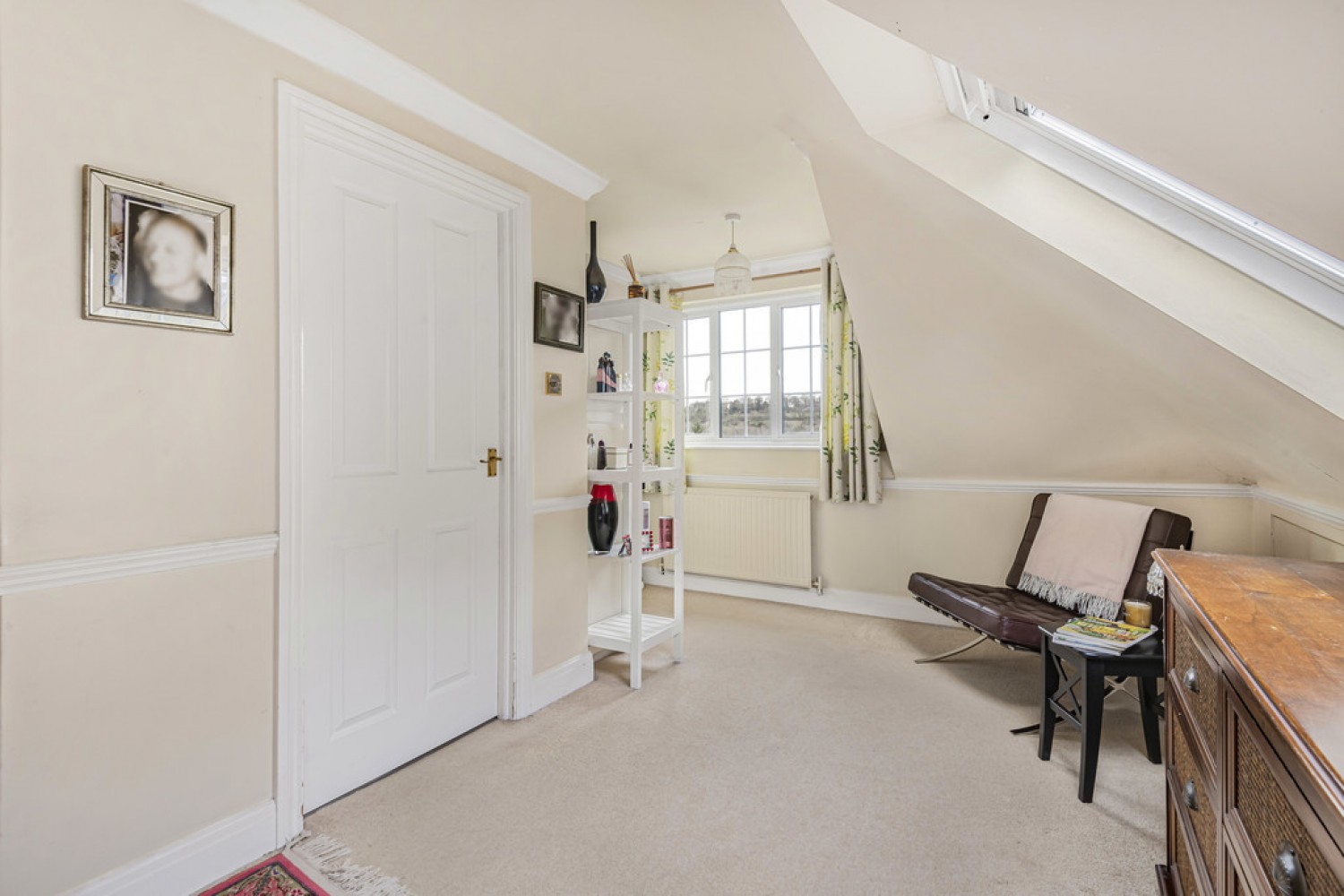 3 bedroom Bungalow in Hawkhirst Road, Kenley, Surrey