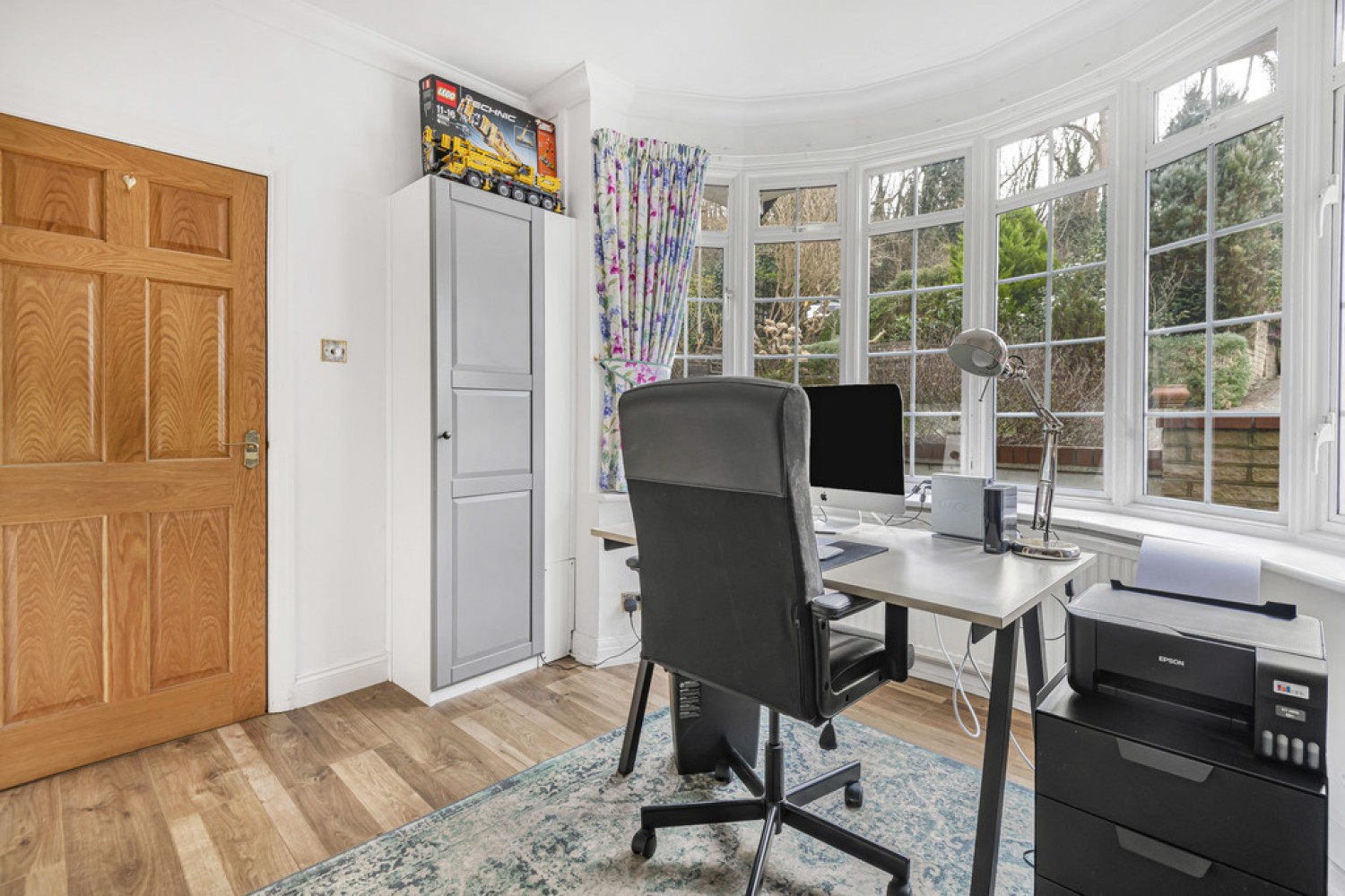 3 bedroom Bungalow in Hawkhirst Road, Kenley, Surrey