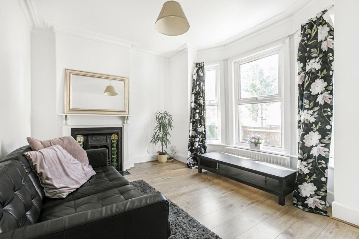 Croydon, Surrey, 3 Oval Road
