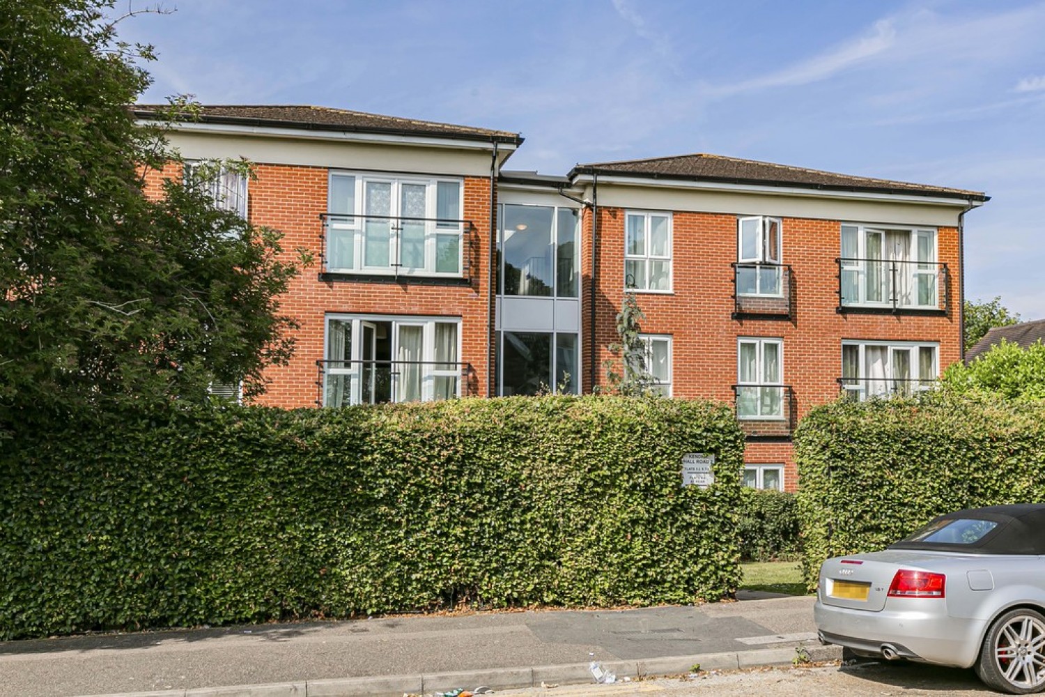 Kendra Hall Road, South Croydon