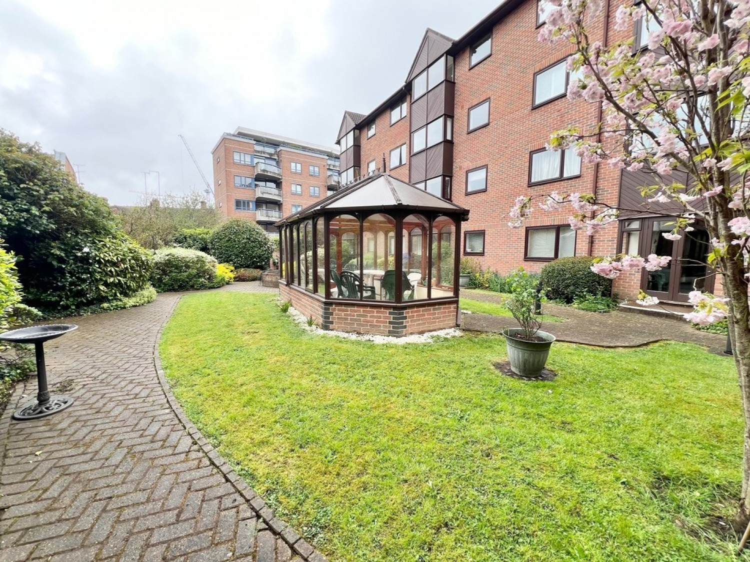 1 bedroom Flat for Sale Whytecliffe Road South, Purley