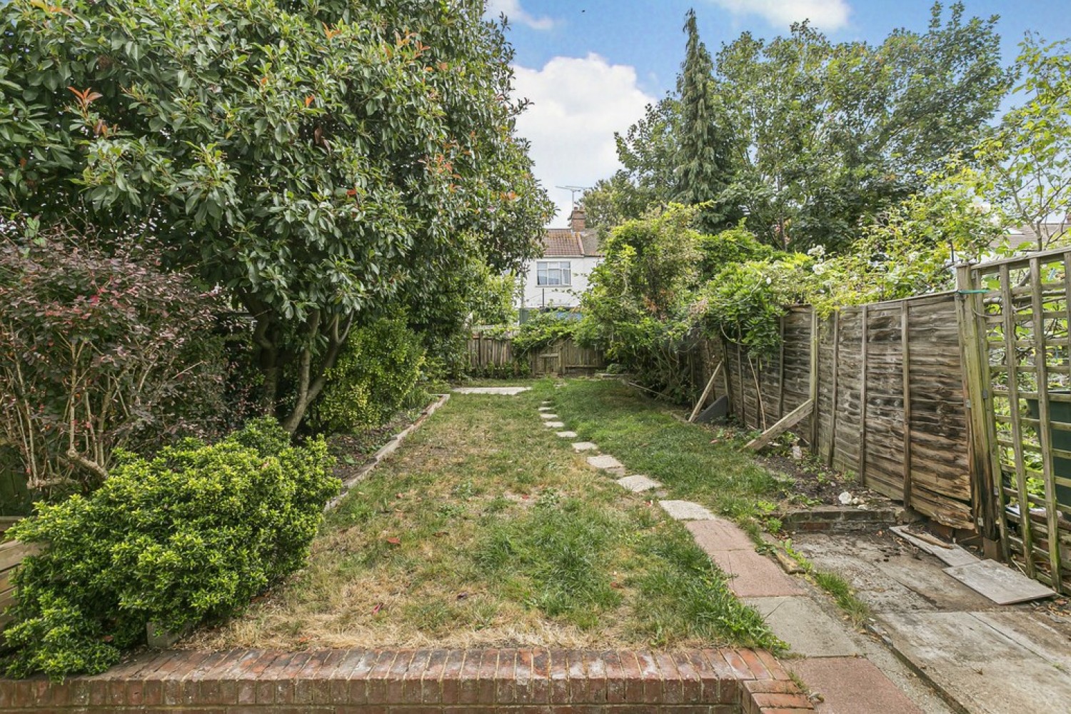 3 bedroom House for Sale Grange Road, South Croydon, Surrey