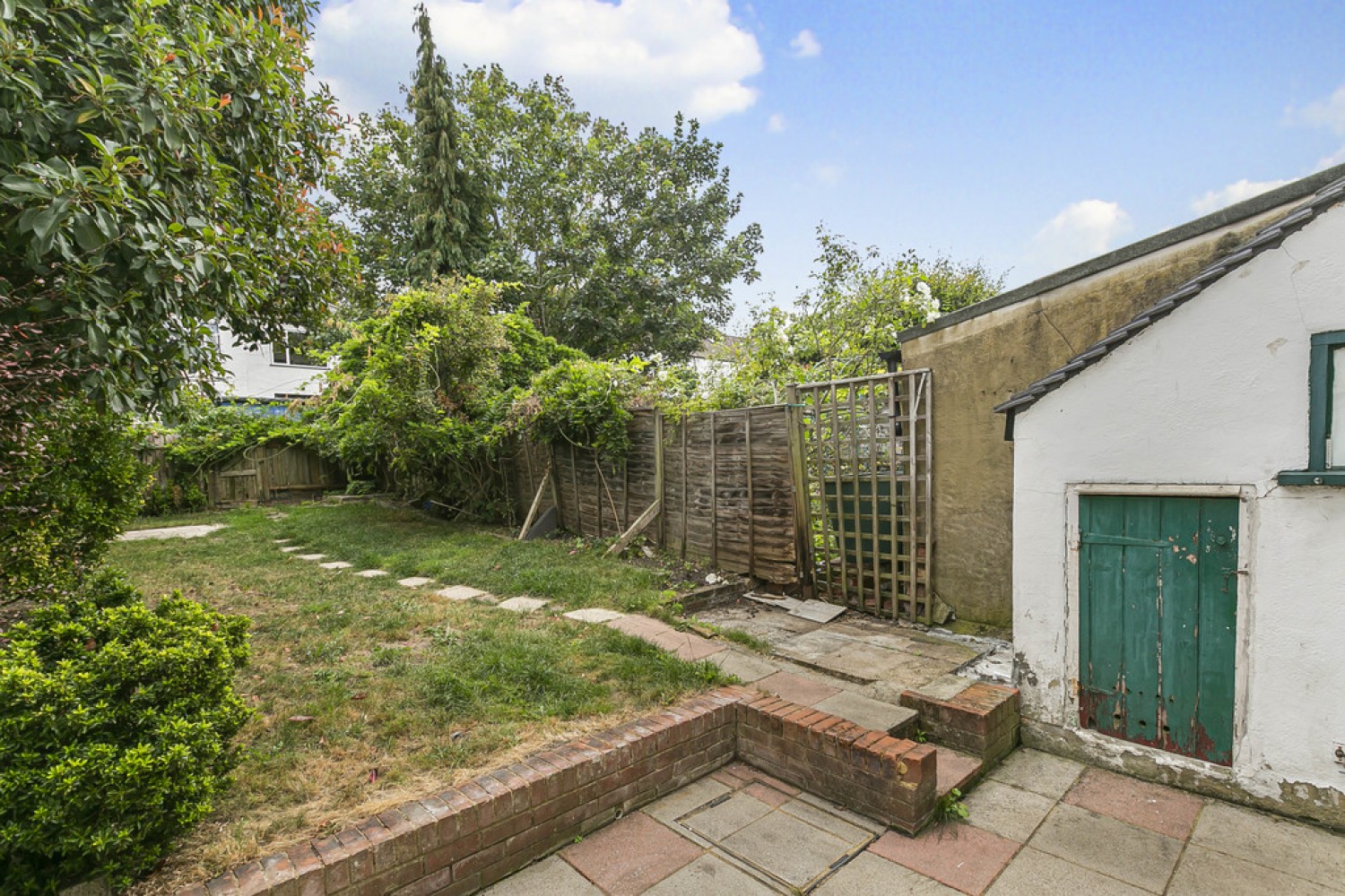3 bedroom House for Sale Grange Road, South Croydon, Surrey