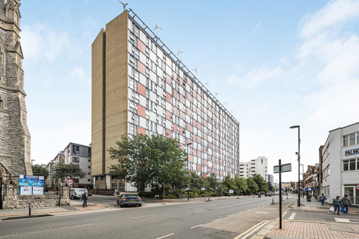 City House, 420 London Road