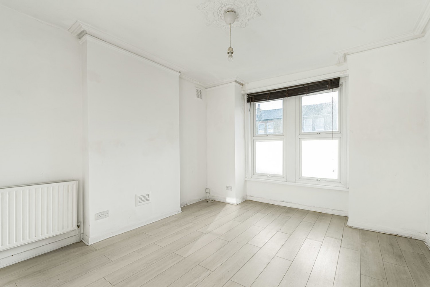 1 bedroom Flat in Holmesdale Road, South Norwood, London