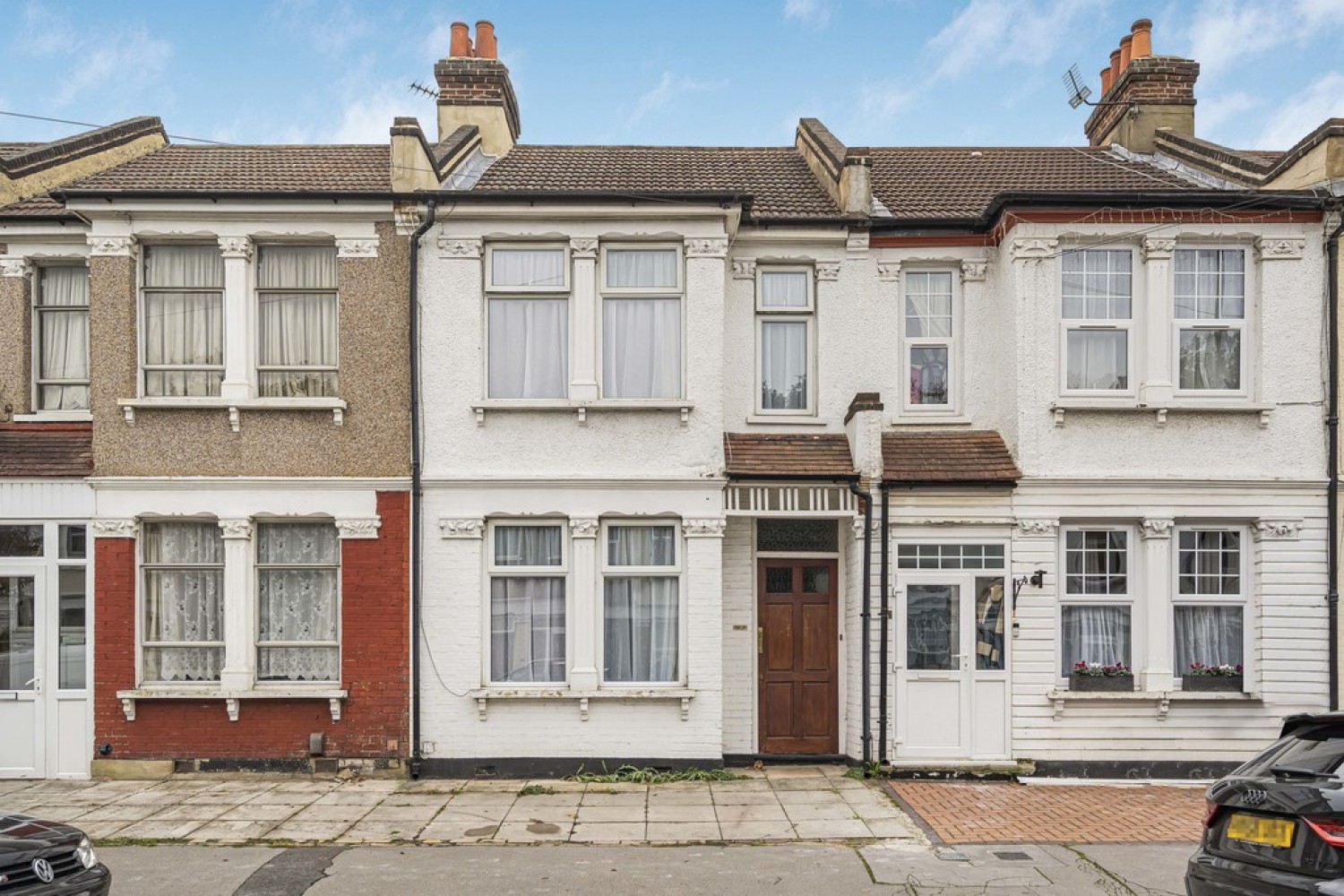 2 bedroom House for Sale Dalmally Road, Croydon