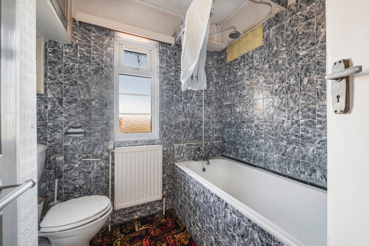 Hartley Hill, Purley