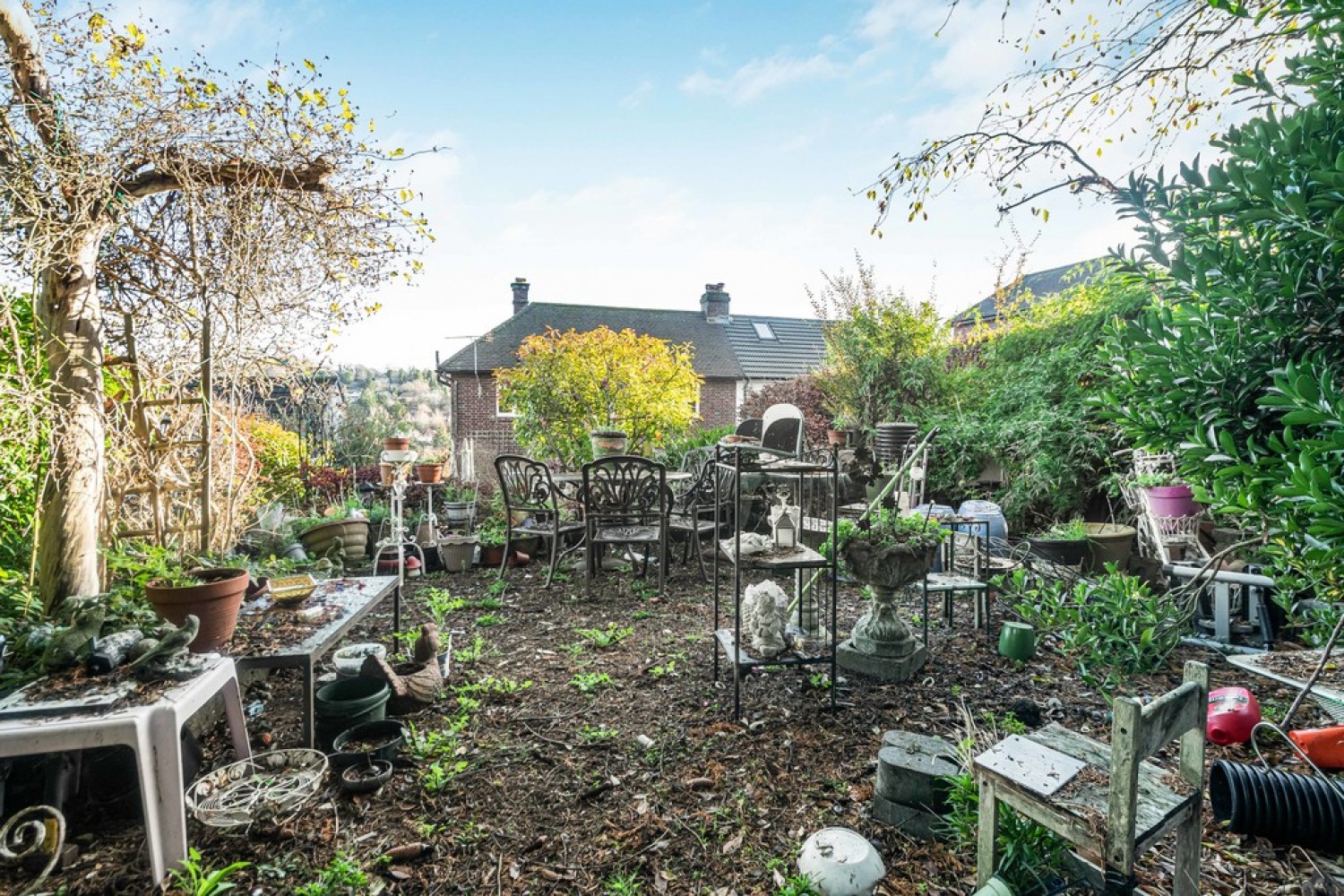 Hartley Hill, Purley