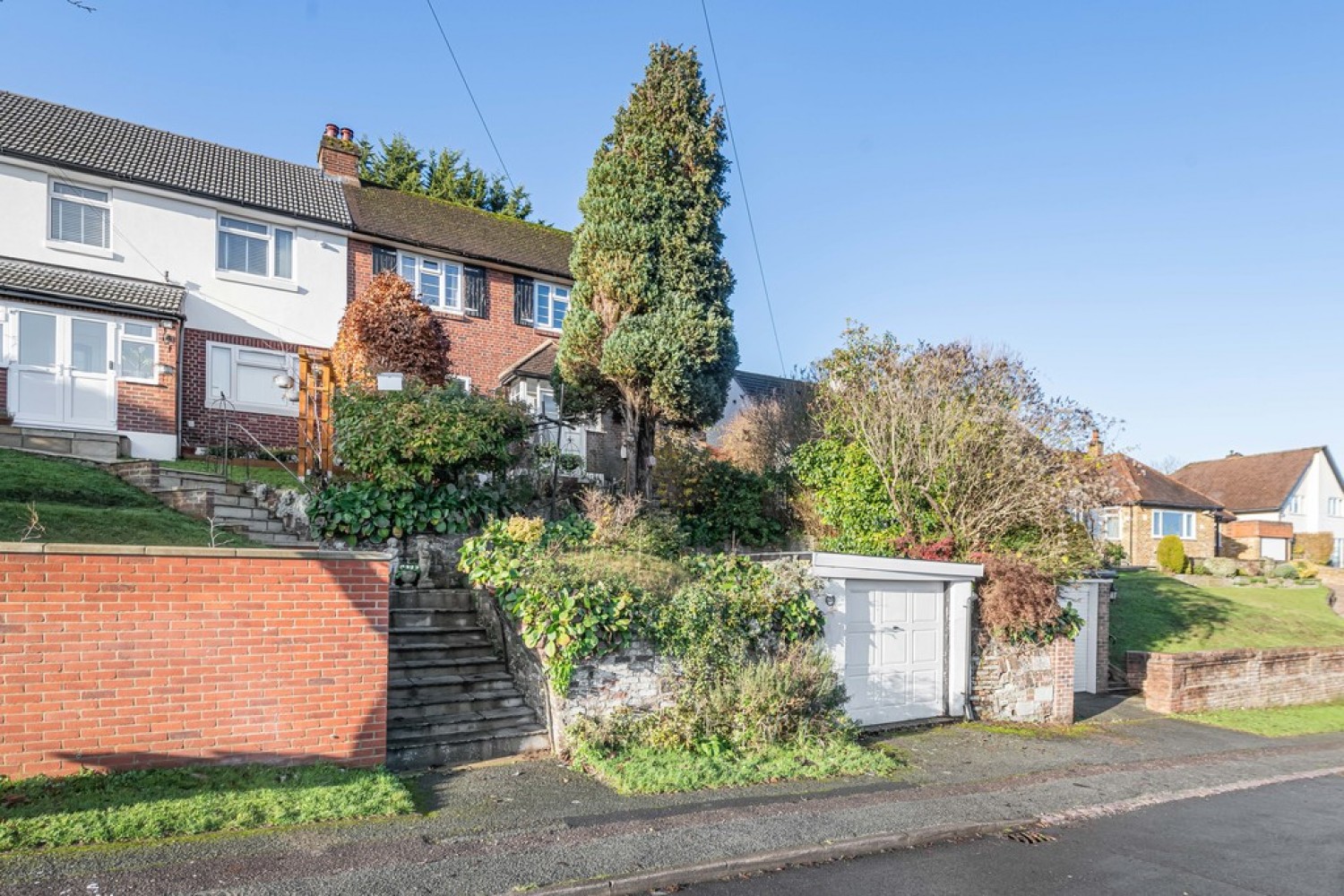 Hartley Hill, Purley