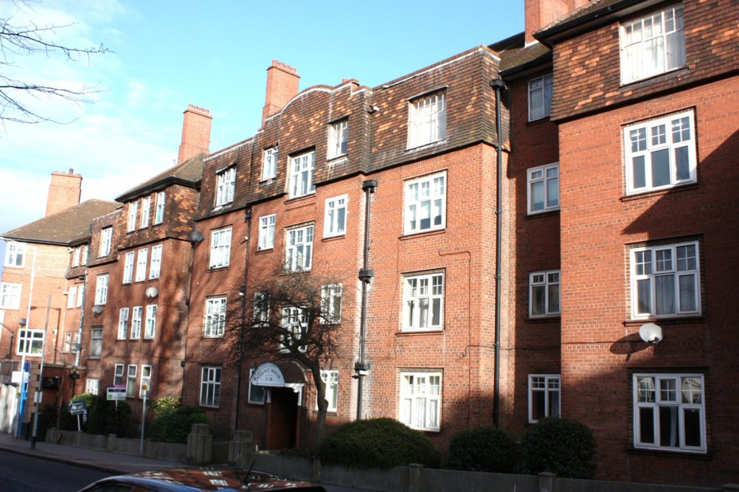 2 bedroom Flat for Sale Coombe Road, Croydon