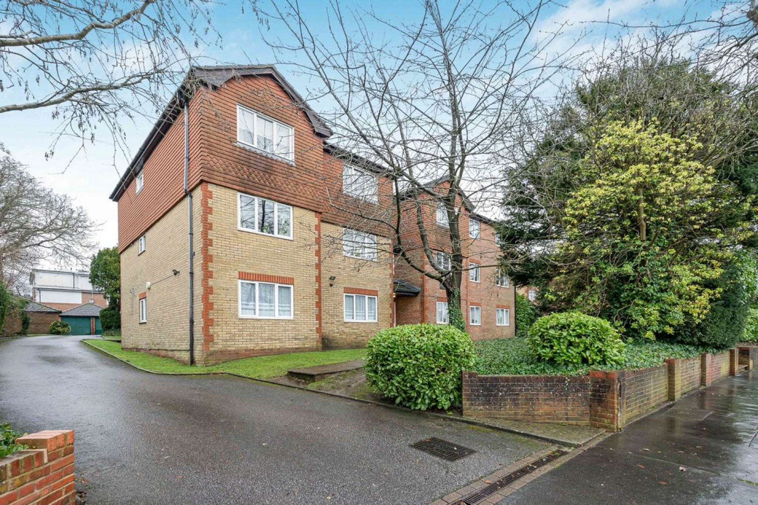 2 bedroom Flat for Sale Normanton Road, South Croydon