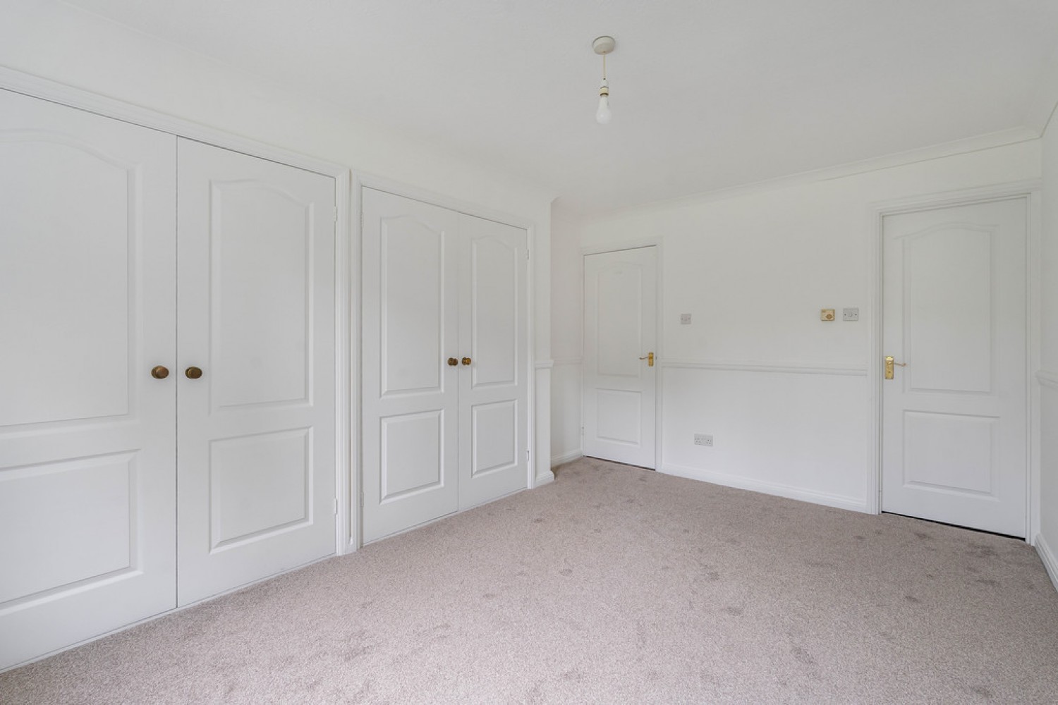2 bedroom Flat for Sale Normanton Road, South Croydon