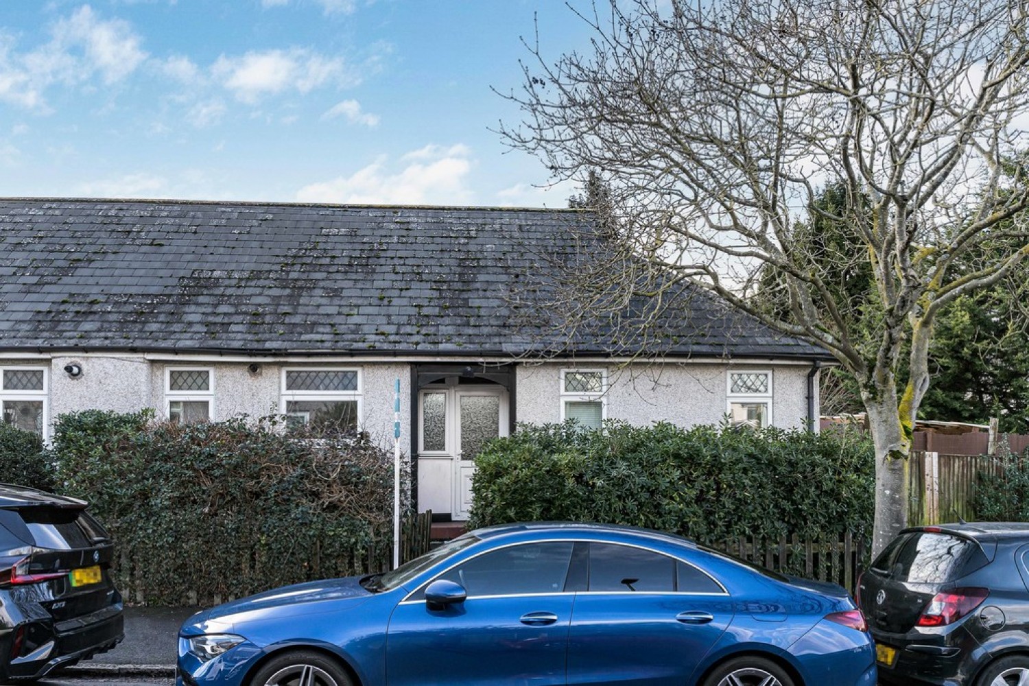 2 bedroom Bungalow for Sale Lavington Road, Beddington