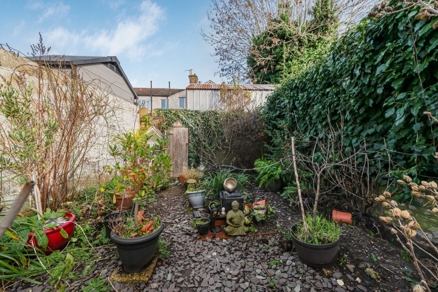 2 bedroom House in Cliffe Road, South Croydon